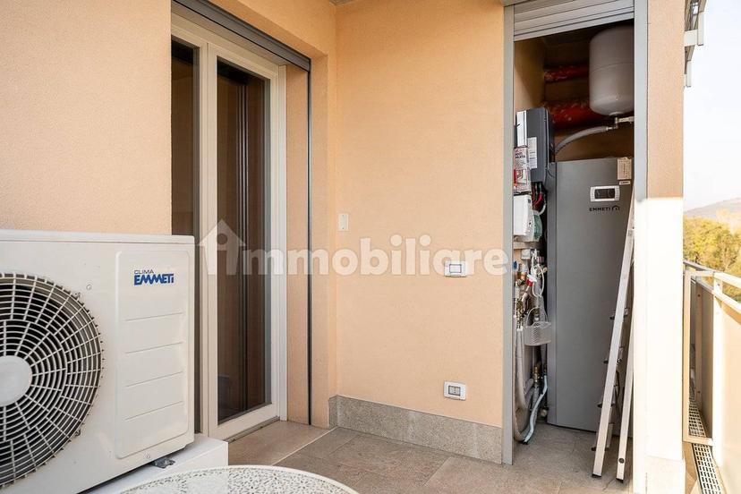 Appartamento via Romolo Nicolis 2, San Martino Buon Albergo — foto 11 di 44