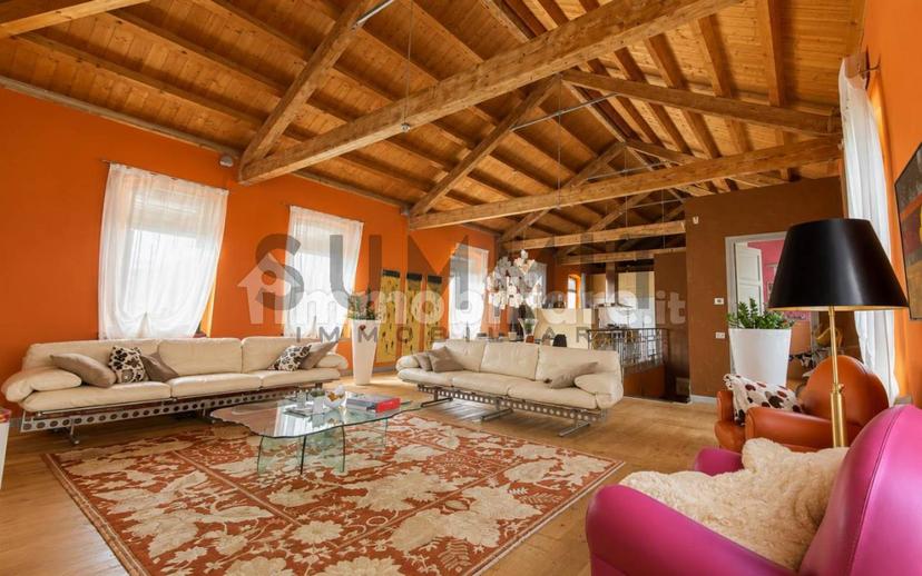 Loft, ottimo stato, su più livelli, Centro, Schio — foto 2 di 24