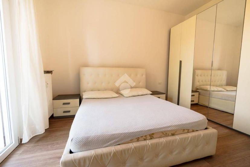 Bilocale via Giacomo Tiragallo 10, Treviglio — foto 17 di 24