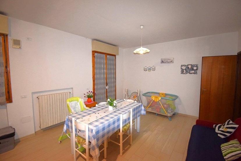 Villa a schiera 5 locali, buono stato, Centro, Russi — foto 13 di 17
