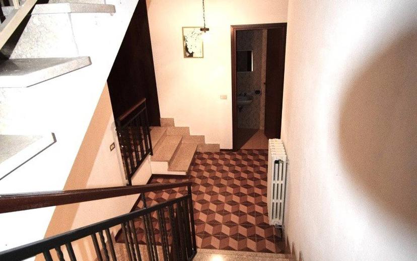 Villa a schiera 5 locali, buono stato, Centro, Russi — foto 11 di 17