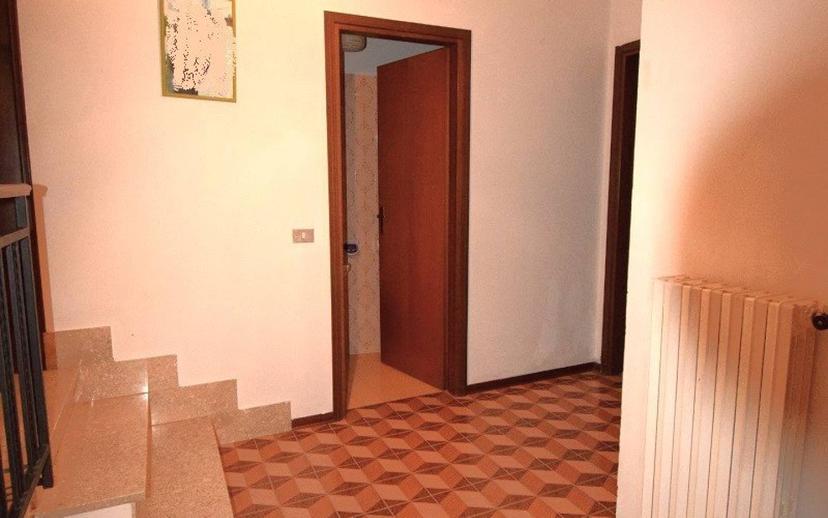Villa a schiera 5 locali, buono stato, Centro, Russi — foto 17 di 17