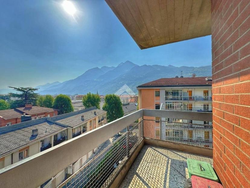 Bilocale via Parigi 33, Centro, Aosta — foto 10 di 27