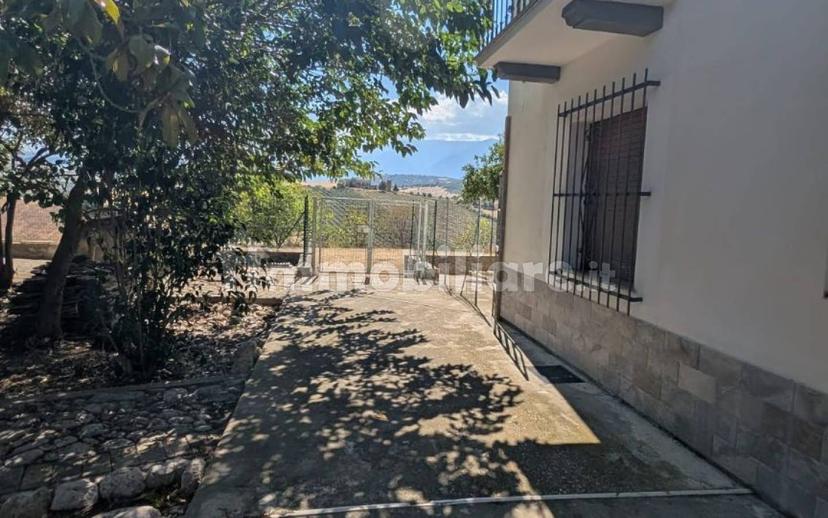 Casale Contrada Fonte Paduli 56, Fontepaduli, Sant'Eusanio del Sangro — foto 9 di 20