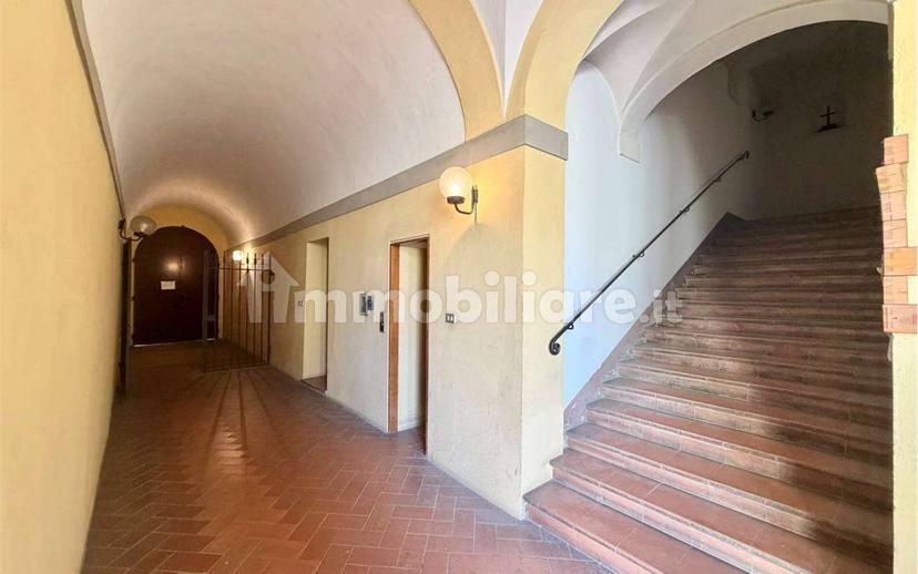 Bilocale Esclusivo bilocale con ascensore, vista sui tetti, Centro Storico, Imola — foto 25 di 38