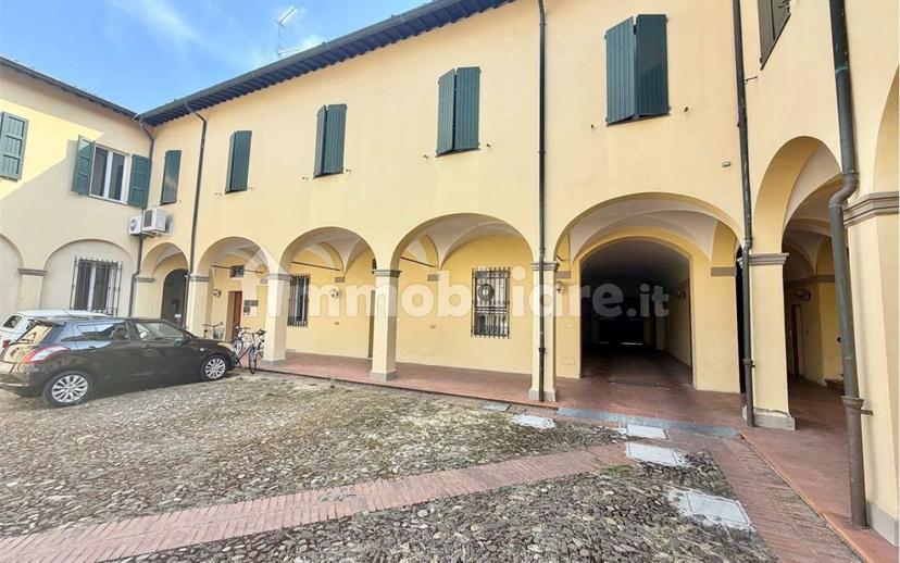 Bilocale Esclusivo bilocale con ascensore, vista sui tetti, Centro Storico, Imola — foto 29 di 38