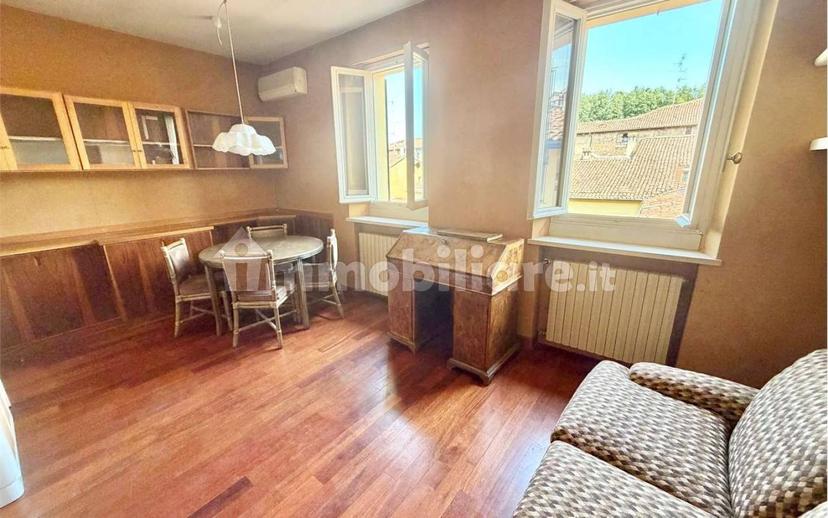 Bilocale Esclusivo bilocale con ascensore, vista sui tetti, Centro Storico, Imola — foto 16 di 38