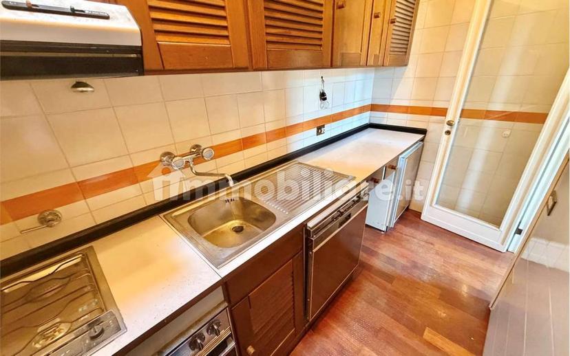 Bilocale Esclusivo bilocale con ascensore, vista sui tetti, Centro Storico, Imola — foto 33 di 38