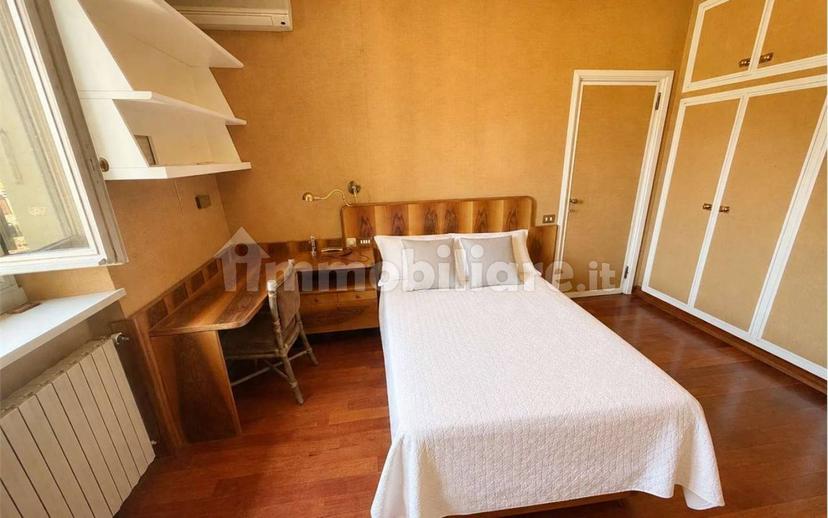 Bilocale Esclusivo bilocale con ascensore, vista sui tetti, Centro Storico, Imola — foto 23 di 38