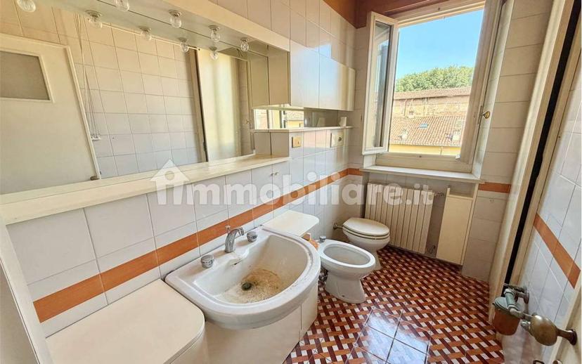 Bilocale Esclusivo bilocale con ascensore, vista sui tetti, Centro Storico, Imola — foto 26 di 38