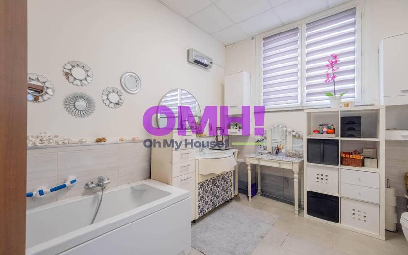 Villa unifamiliare via delle Roggette, 33, Cardano al Campo — foto 6 di 100
