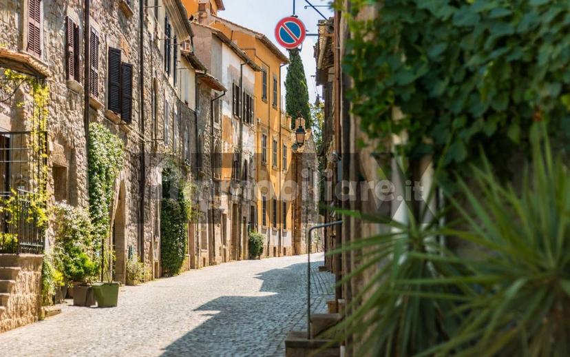 Quadrilocale via Dei Giardini 30-32, San Pellegrino - Pianoscarano, Viterbo — foto 10 di 54