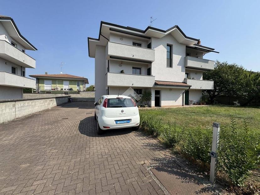 Bilocale Strada privata papa giovanni paolo ii 8, Cameri — foto 12 di 35