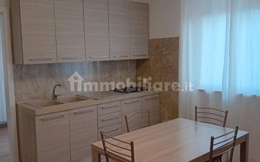 Trilocale via Alfredo Piatti, Centro, Mozzo — foto 5 di 12