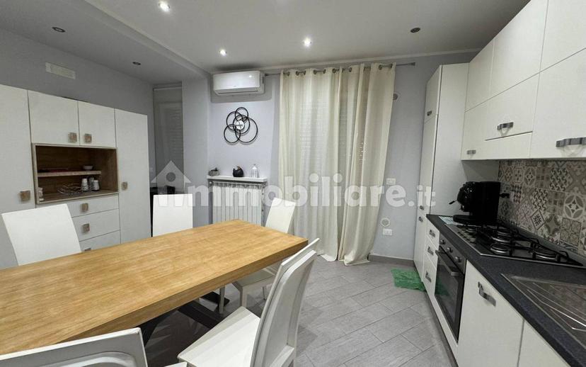 Appartamento via Guglielmo Marconi 44, Gaeta — foto 5 di 30