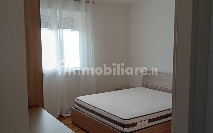 Trilocale via Alfredo Piatti, Centro, Mozzo — foto 4 di 12