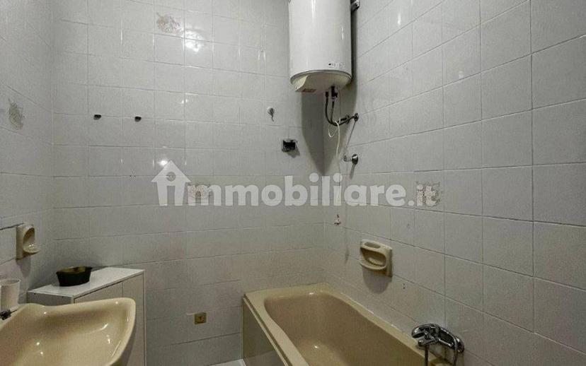 Trilocale viale Claris, Pinetamare, Castel Volturno — foto 4 di 11