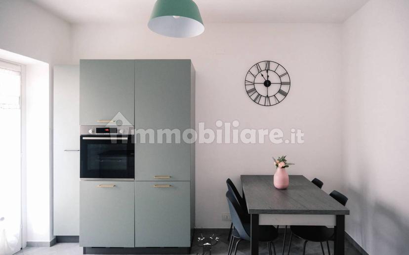 Trilocale ottimo stato, primo piano, Centro, Alzano Lombardo — foto 14 di 37