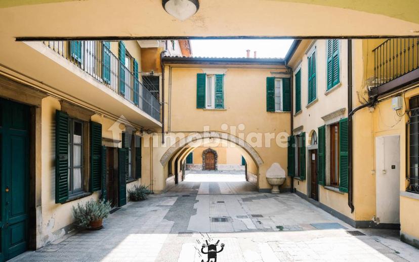 Trilocale ottimo stato, primo piano, Centro, Alzano Lombardo — foto 4 di 37
