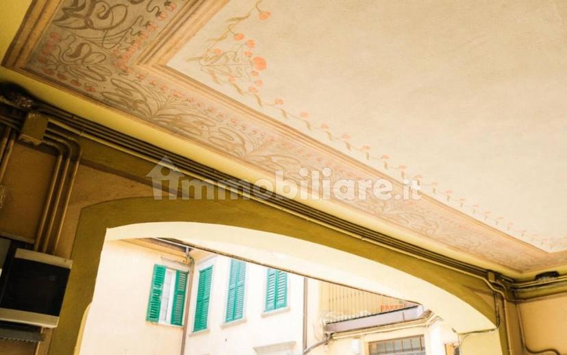 Trilocale ottimo stato, primo piano, Centro, Alzano Lombardo — foto 23 di 37