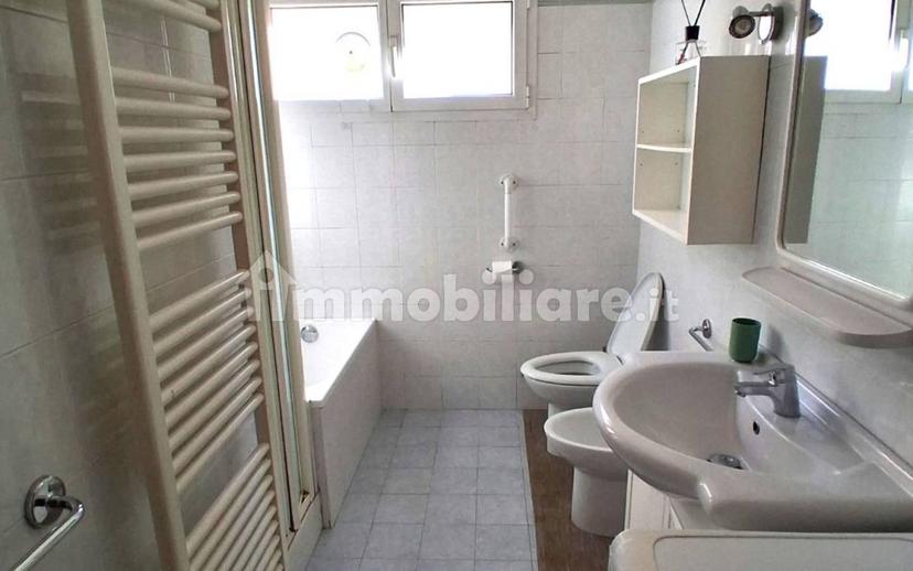 Trilocale via Mario Jacchia, Talon, Croce, Casalecchio di Reno — foto 8 di 11