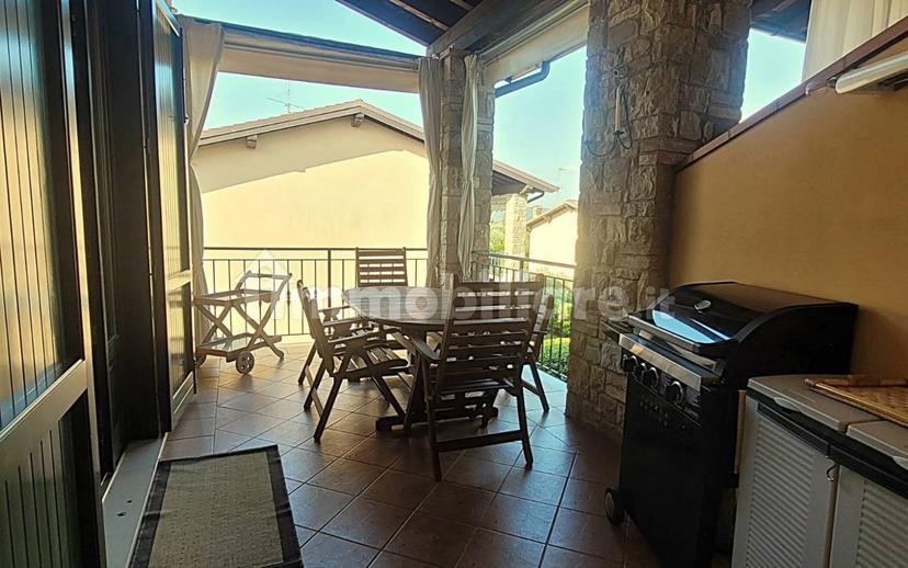 Trilocale via San Giorgio 29, Montinelle, Manerba del Garda — foto 3 di 7