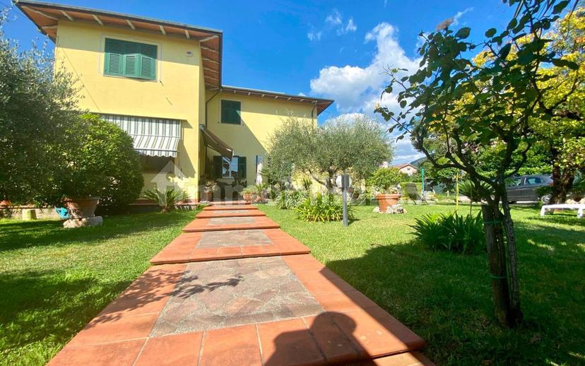 Villa plurifamiliare, ottimo stato, 100 m², Casano Dogana Isola, Luni — foto 9 di 13