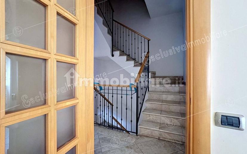 Villa unifamiliare via IV Novembre, 56, Centro, Castelfidardo — foto 9 di 33