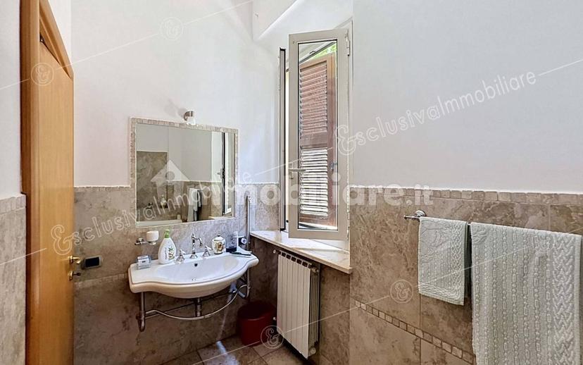Villa unifamiliare via IV Novembre, 56, Centro, Castelfidardo — foto 18 di 33