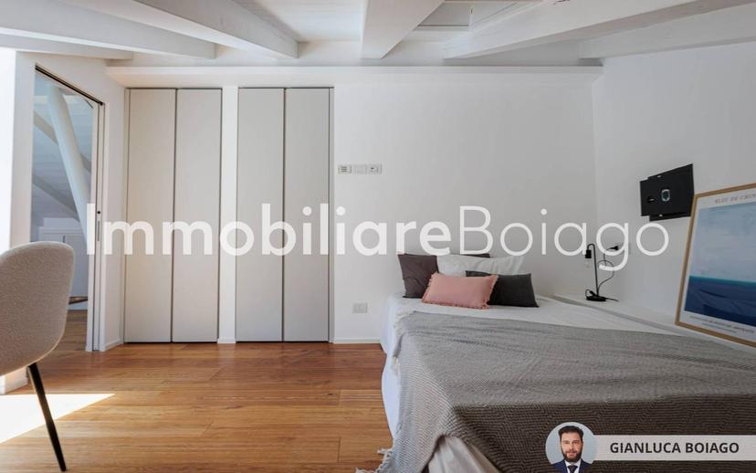 Attico piazza San Francesco 1, Piazza del Grano - Burchiellati, Treviso — foto 8 di 44