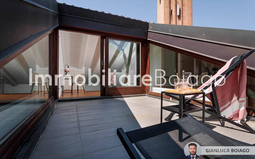 Attico piazza San Francesco 1, Piazza del Grano - Burchiellati, Treviso — foto 44 di 44