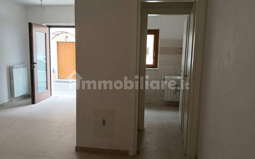 Terratetto unifamiliare via Orto San Raniero snc, Bagno - Monticchio, L'Aquila — foto 8 di 17