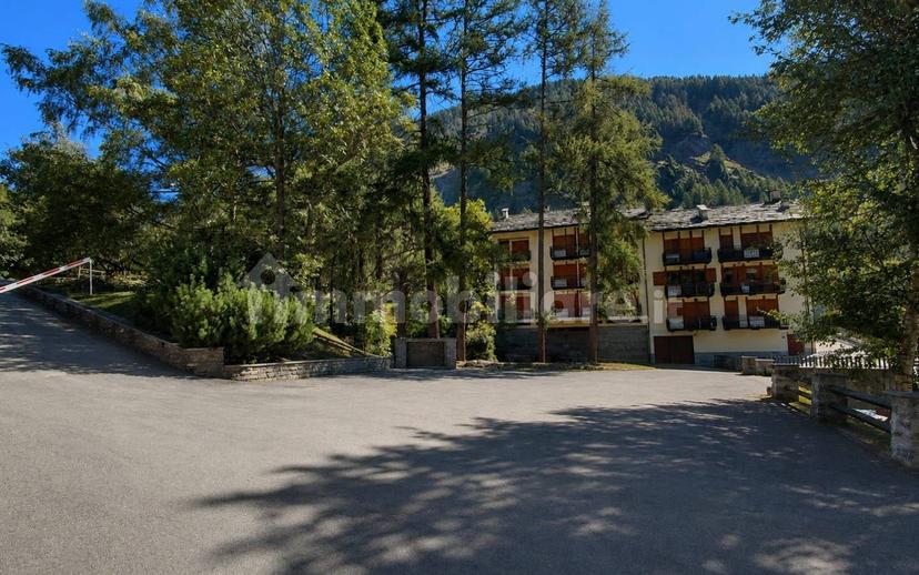 Trilocale via Panei 1, Centro, Courmayeur — foto 2 di 27