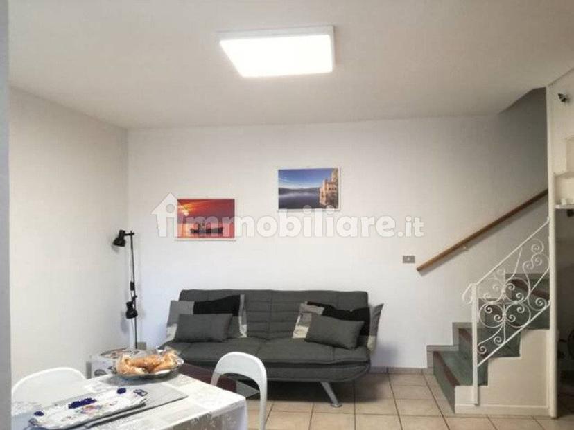 Bilocale via Benedetto Cairoli, Baveno — foto 2 di 8