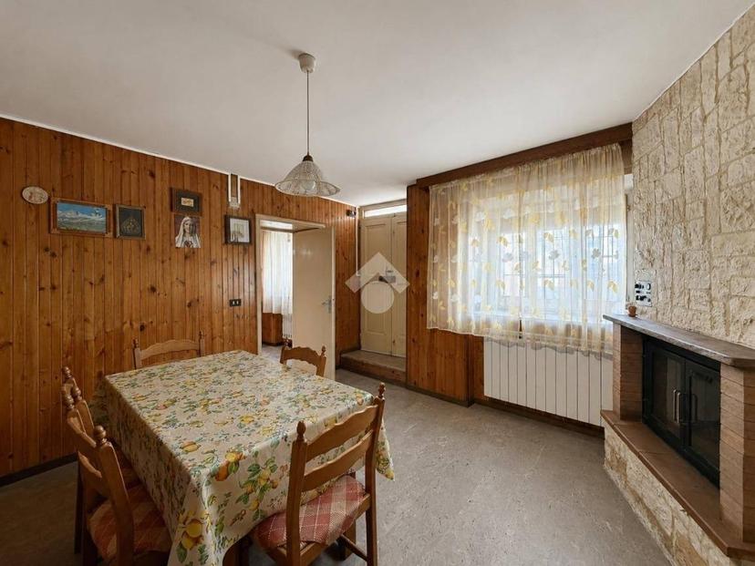 Villa bifamiliare via Umberto I 19, Centro, Mozzagrogna — foto 3 di 33