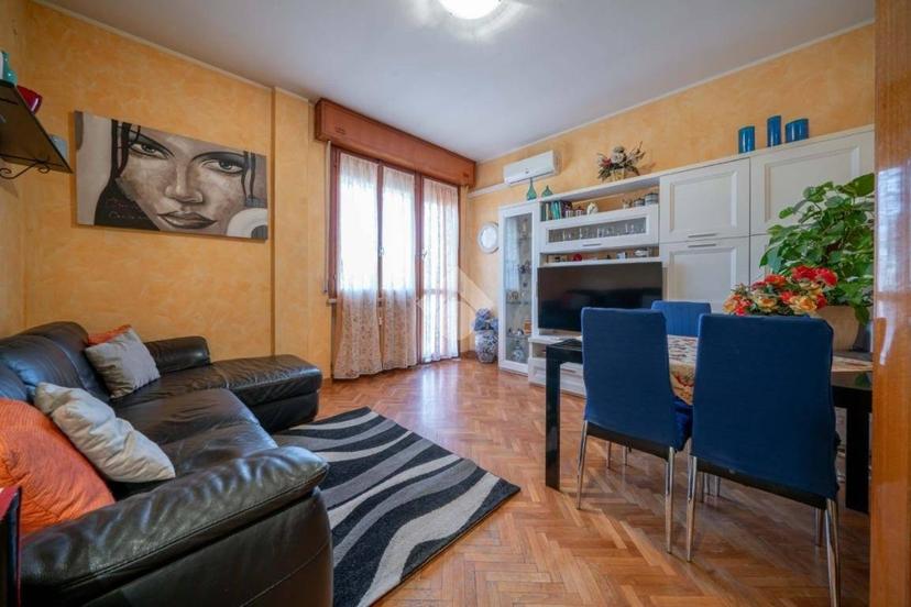 Trilocale viale dei Mille, Rosta Nuova, Reggio Emilia — foto 15 di 29