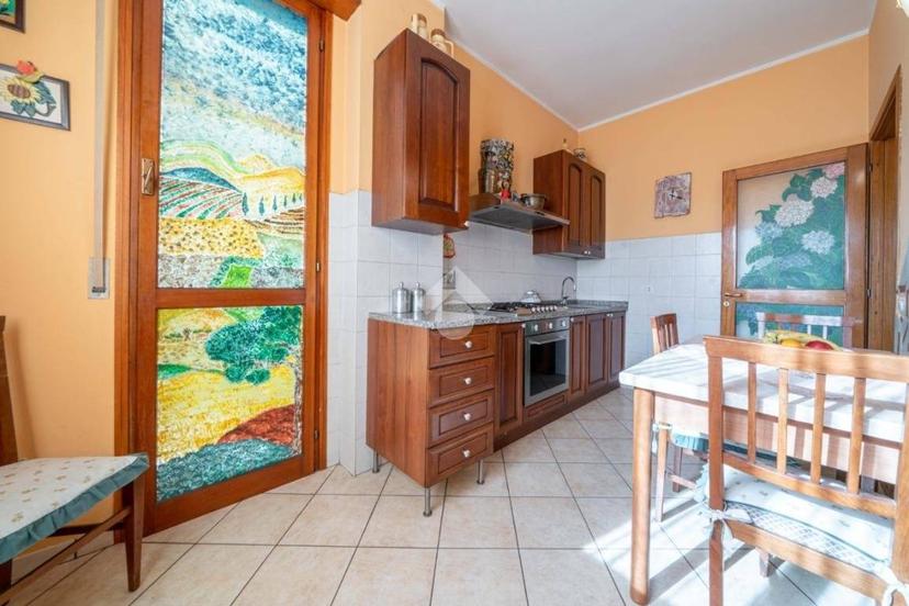 Trilocale viale dei Mille, Rosta Nuova, Reggio Emilia — foto 23 di 29