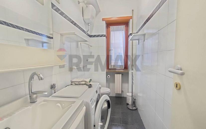 Stanza in affitto in appartamento Villa Comunale, L'Aquila — foto 8 di 24
