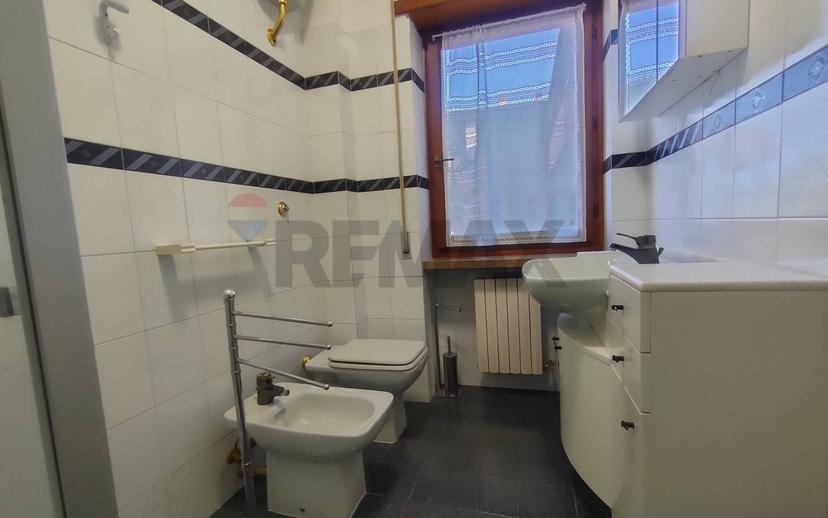 Stanza in affitto in appartamento Villa Comunale, L'Aquila — foto 18 di 24
