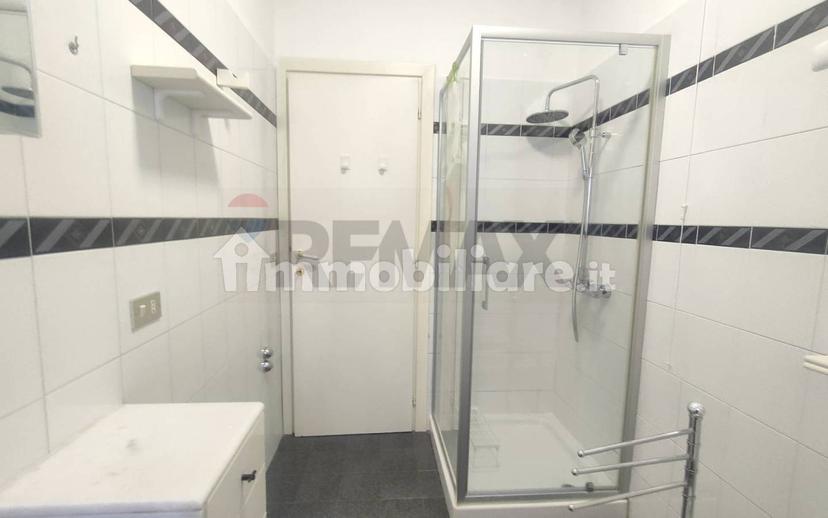 Stanza in affitto in appartamento Villa Comunale, L'Aquila — foto 20 di 24