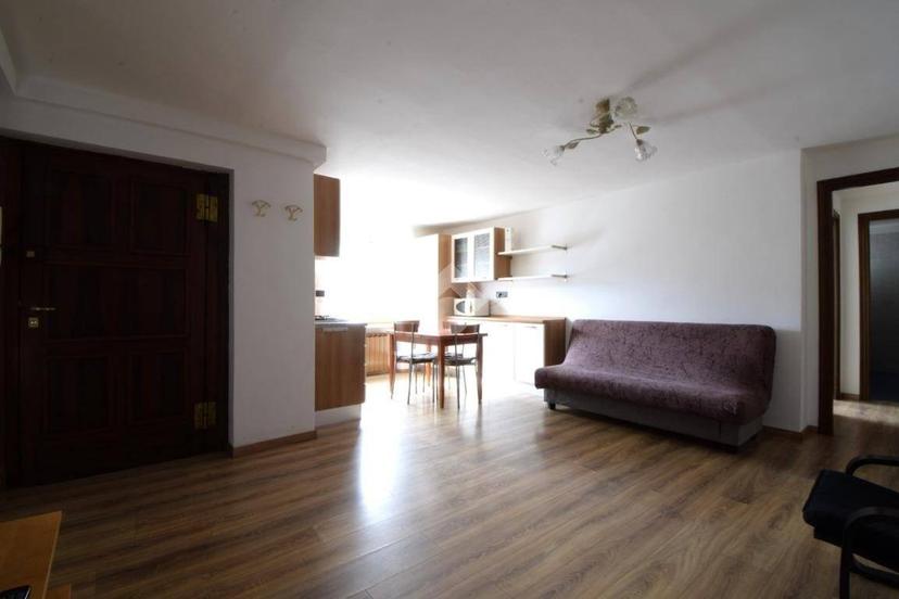 Trilocale Strada Conoz 27, Centro, Chatillon — foto 6 di 28
