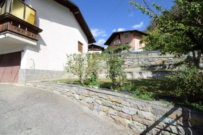 Trilocale Strada Conoz 27, Centro, Chatillon — foto 26 di 28