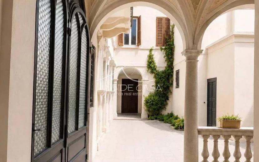 Appartamento secondo piano, Centro, Mantova — foto 5 di 21