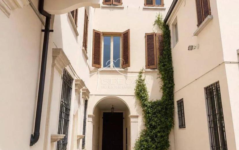 Appartamento secondo piano, Centro, Mantova — foto 17 di 21