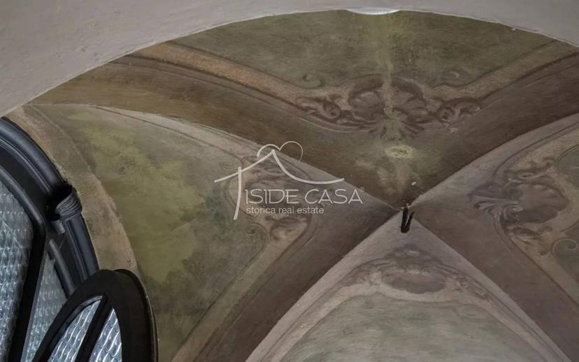 Appartamento secondo piano, Centro, Mantova — foto 2 di 21