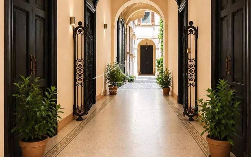 Appartamento secondo piano, Centro, Mantova — foto 4 di 21