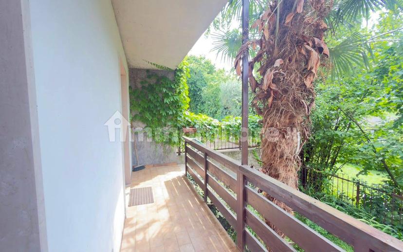Villa a schiera via Giacomo Roberti, Villazzano, Trento