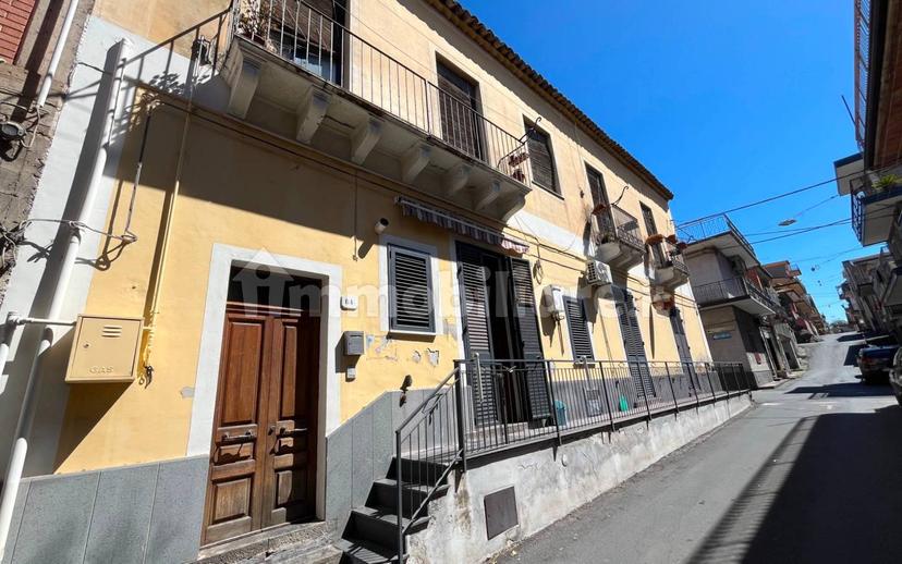 Terratetto plurifamiliare via Giuseppe Mazzini 64, Santa Maria di Licodia — foto 4 di 40