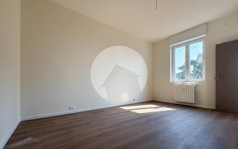 Trilocale ottimo stato, piano terra, Mirabello, Reggio Emilia — foto 2 di 23