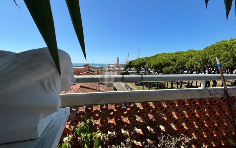 Attico via Benedetto Cairoli, Marina di Carrara, Carrara — foto 4 di 57